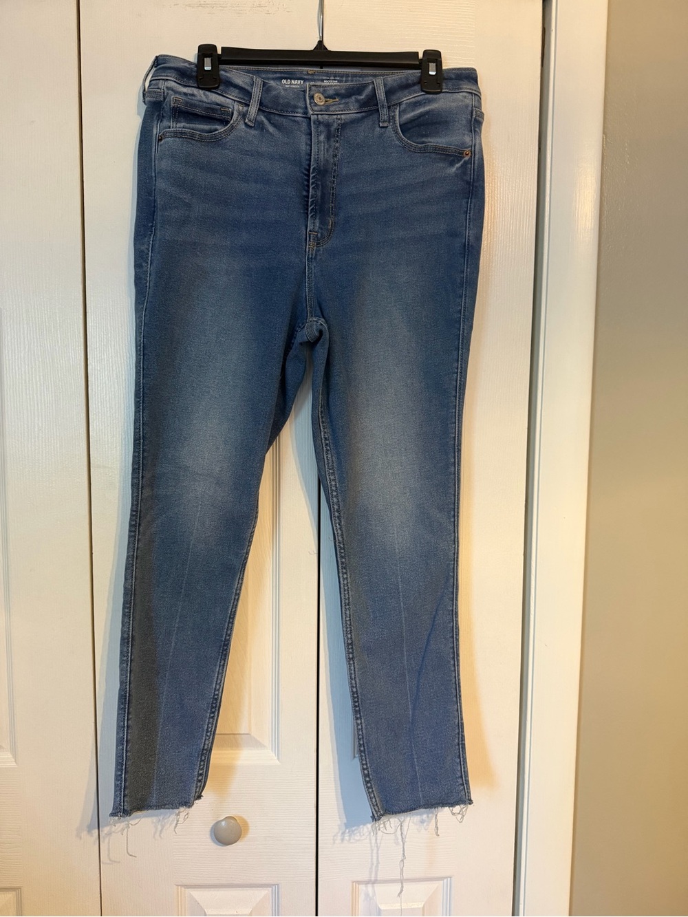 Old Navy Medium Blue Extra High Rise Rockstar Super Skinny